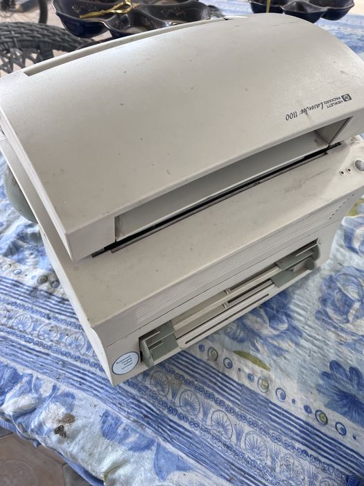 принтер HP LaserJet 1100