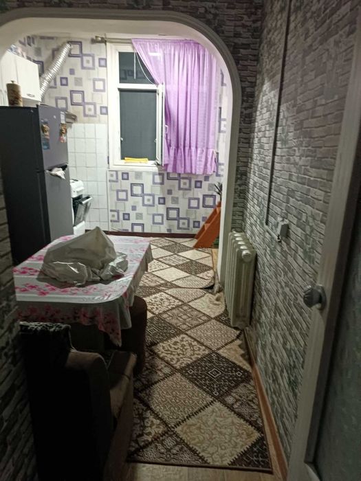 Продаётся квартира 2/4/4 Эко базар