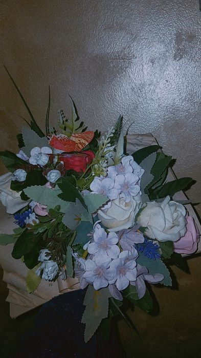 Cărți decorative cu flori – Cadouri handmade unice și elegante