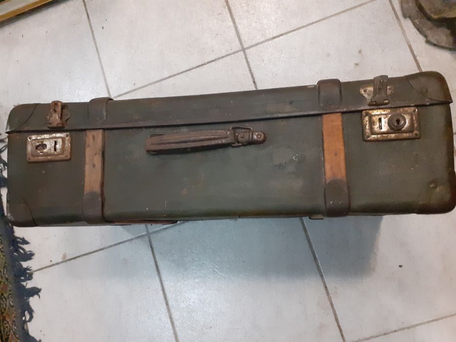 Стар пътнически куфар,чанта