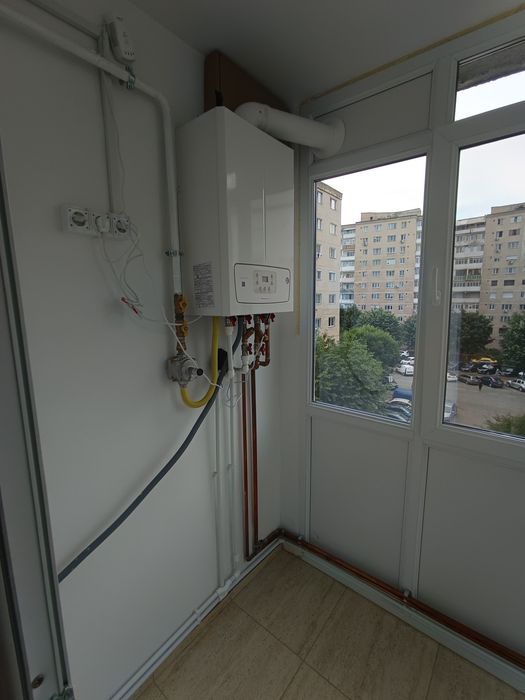 Vand apartamane 2 camere
