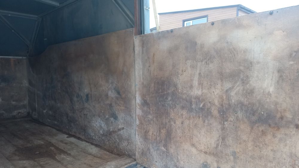 Продам прицеп конивозку