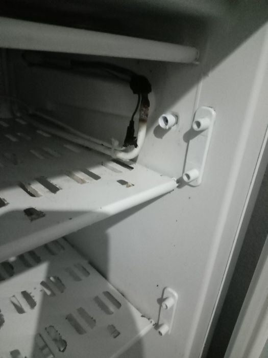 Холодильник двухкамерный