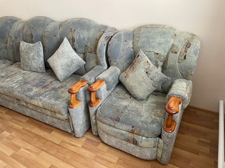 Диван угловой с креслом