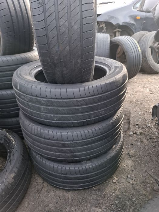 Vand set 4 anvelope 215 55 17 michelin bune de vara dot 2020