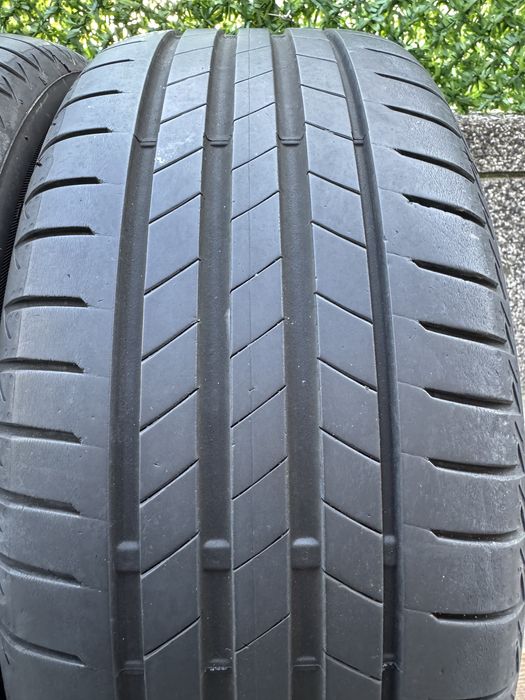 Автомобилни гуми 225 45 17 Bridgestone