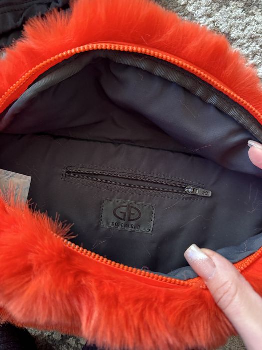 Дамски ски каска и чанта Goldbergh