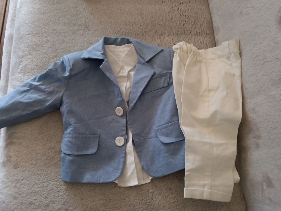 Costumașe pentru botez