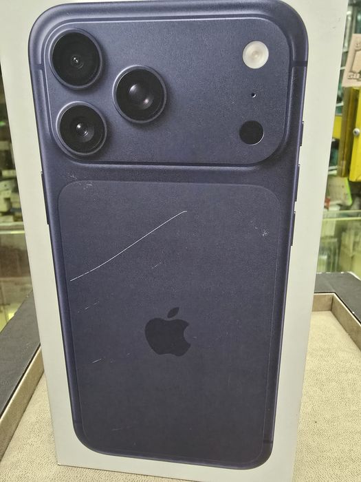 Iphone 17 pro max 512 gb  deep blue