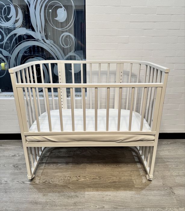 Детская кроватка Pituso