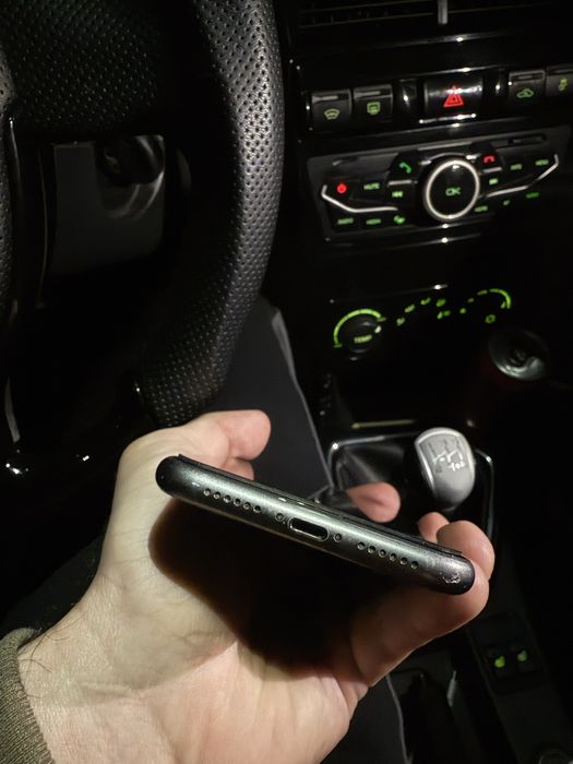 Iphone 11 сатылады