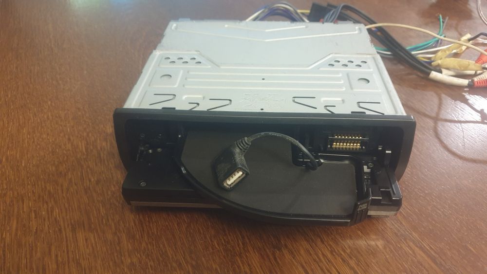 Авто плеър радио музика за кола Сони Sony USB AUX