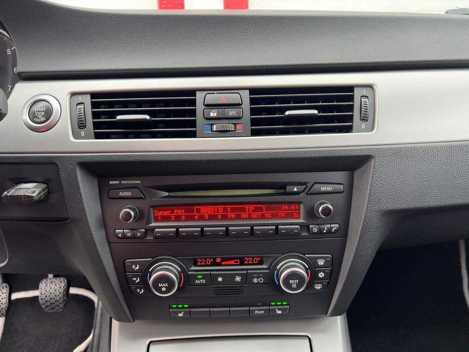 BMW 318 I 2008 г