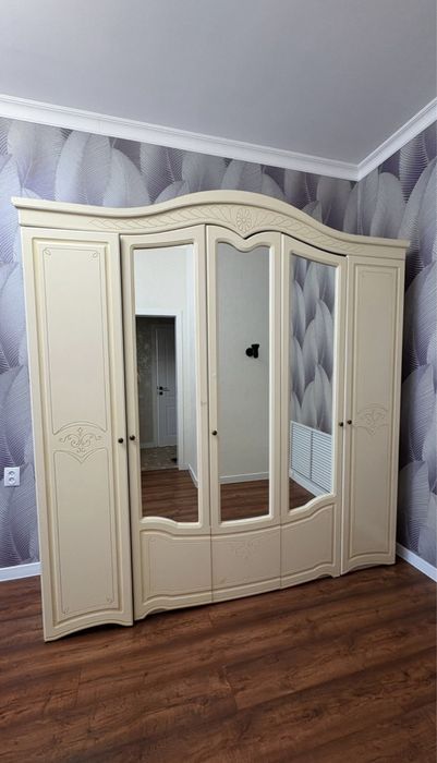 Шкаф и кровать 2-х местный