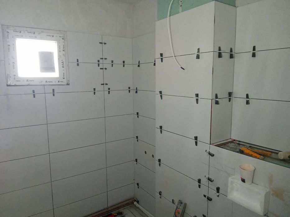 Meserias - execut lucrari de finisaje interioare