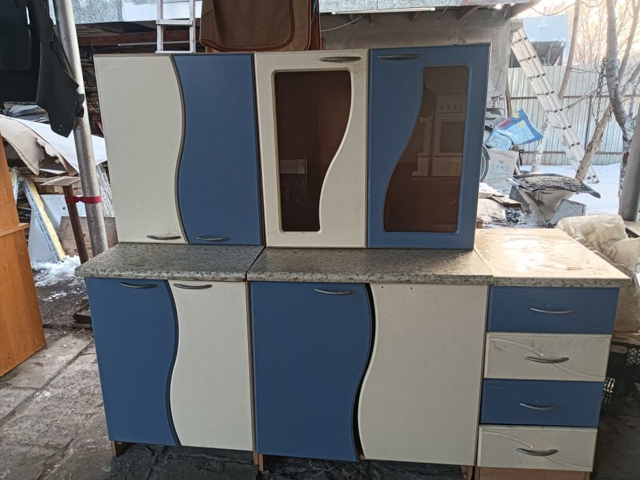 Продам кухонную мебель