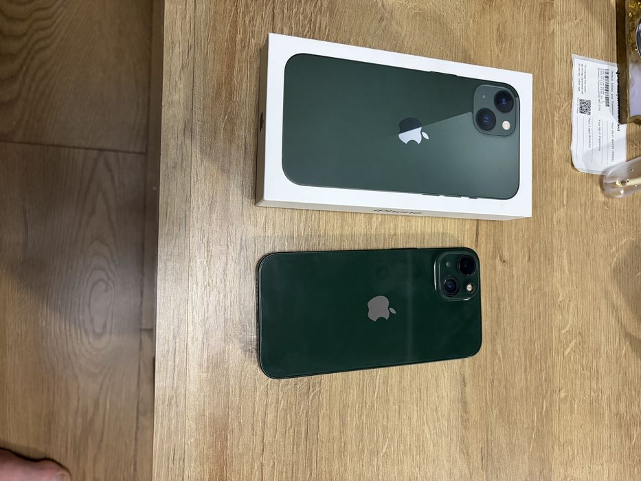 Продава -iphone 13