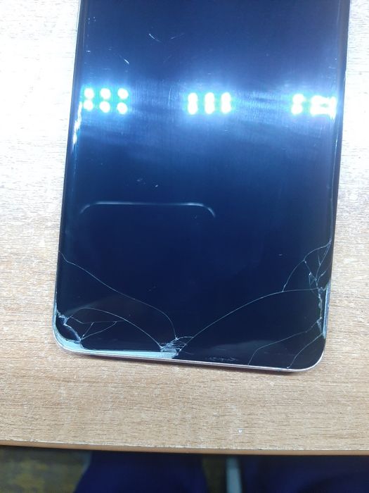 Samsung s10 5g 256 gb  zapchast