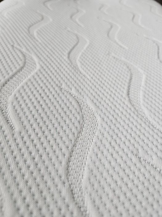 Pernă cervicală cu memorie