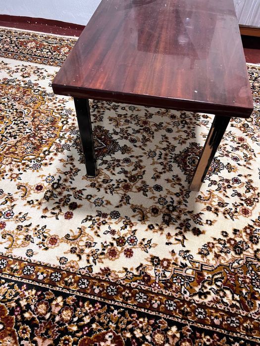 Продаётся СТОЛ !