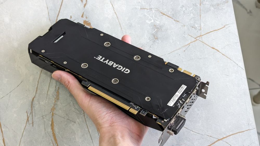 Видеокарта Gigabyte 1070 8 gb