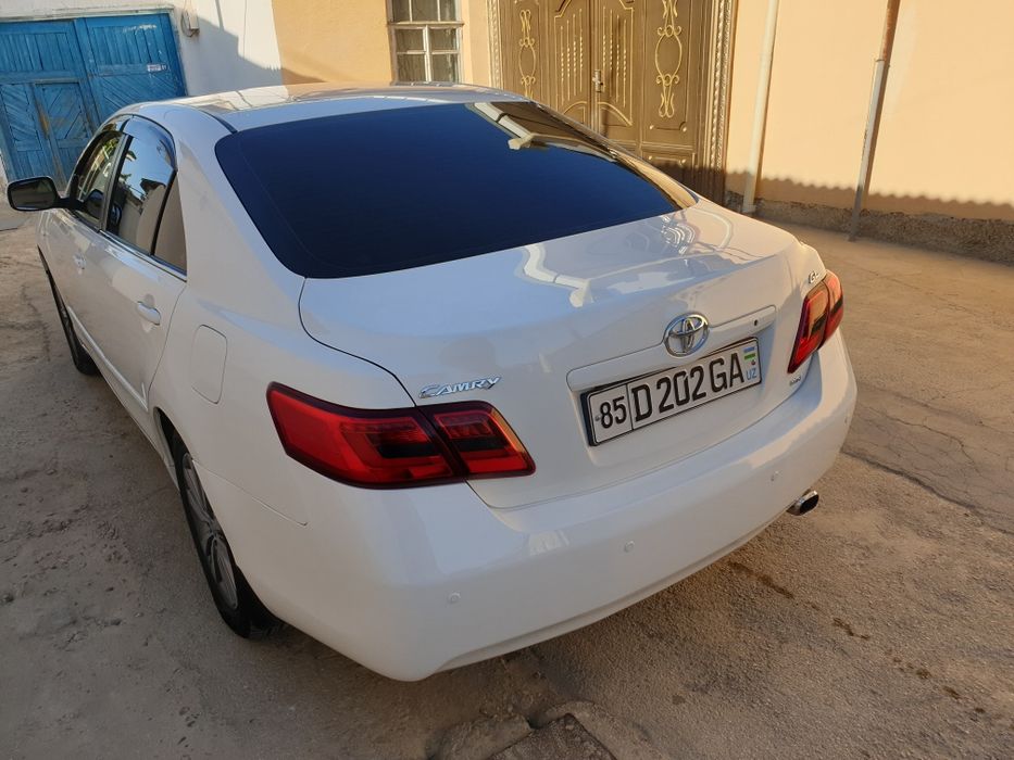 Подается Тойота камри в отличном состояние