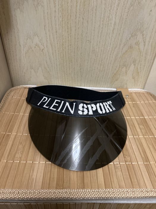 PLEIN SPORT козирка лятна