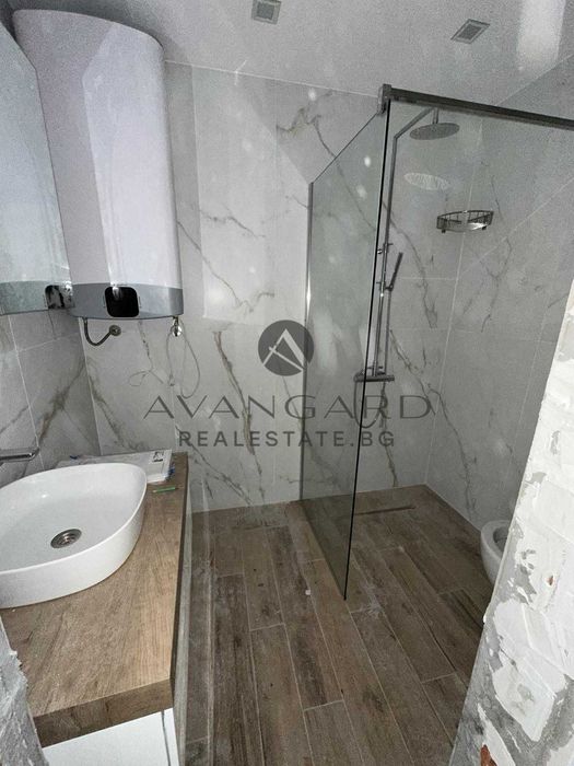 Продава се Тристаен апартамент в Пловдив, Център - 95 кв.м за 2137 €/кв.м - Снимка #7