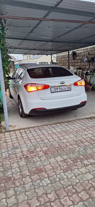 Продам машину Киа Cerato 2014г