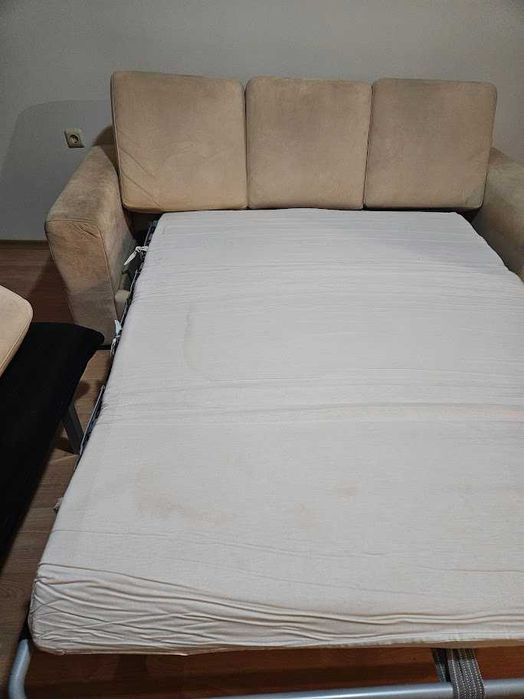 ПОДАРЯВАМ разтегателен диван (механизъм с ламели) – Слънчев бряг