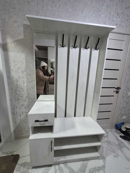 Прихожая  мебель