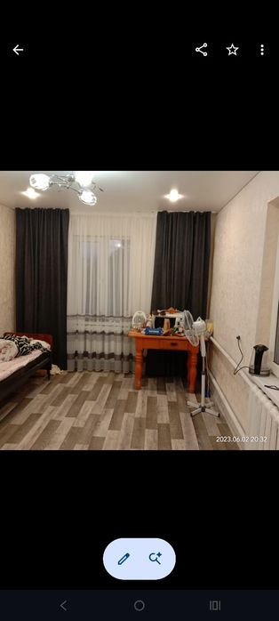 Продам дачу, Есик вдоль БАКа