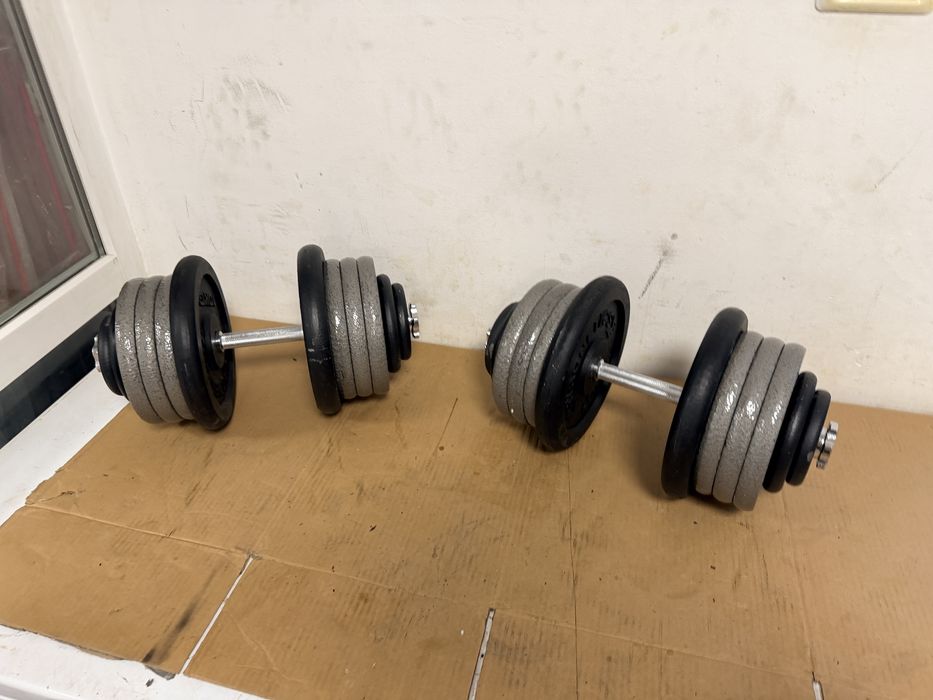Set gantere reglabile noi 120 kg.  60 kg+60 kg=120 kg, pret 1300 lei