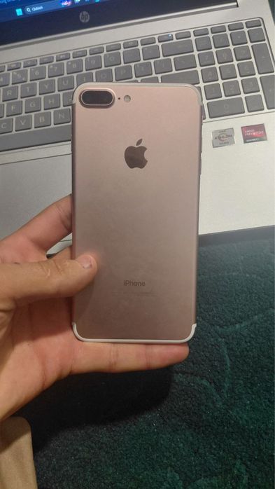 Iphone 7plus sotiladi. 350 ming kelishamiz