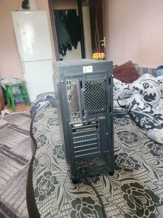 PC Gaming i7 7700k, RX570 4GB, 16GB RAM, 250GB SSD