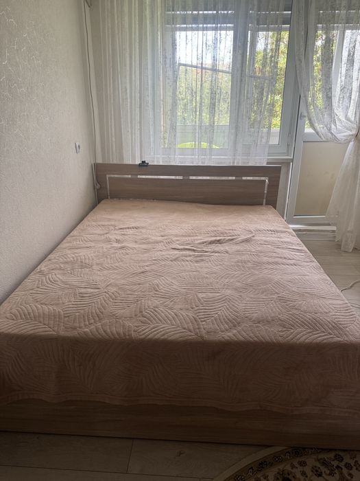 Продам спальний гарнитур производство Шатура, матрас ортопедический