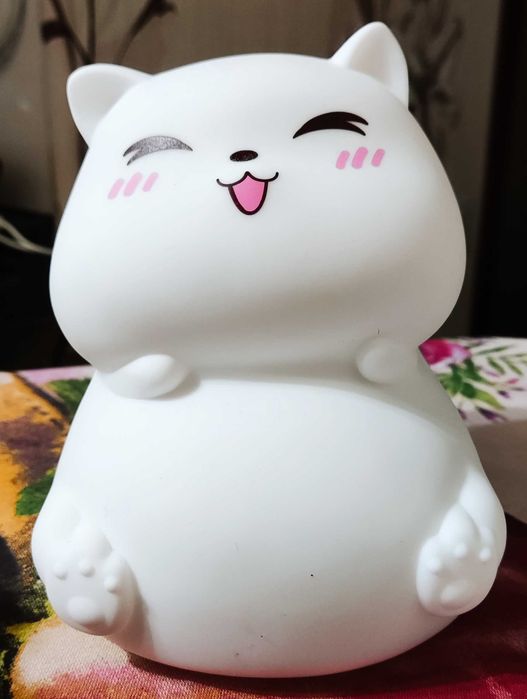 Ночник «милый котик» на аккумуляторе