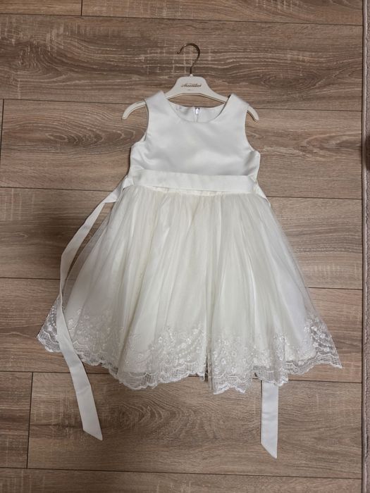 Шаферска рокля размер 116