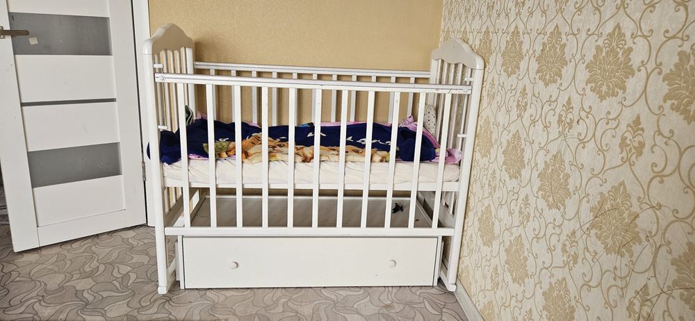 Кроватка детская