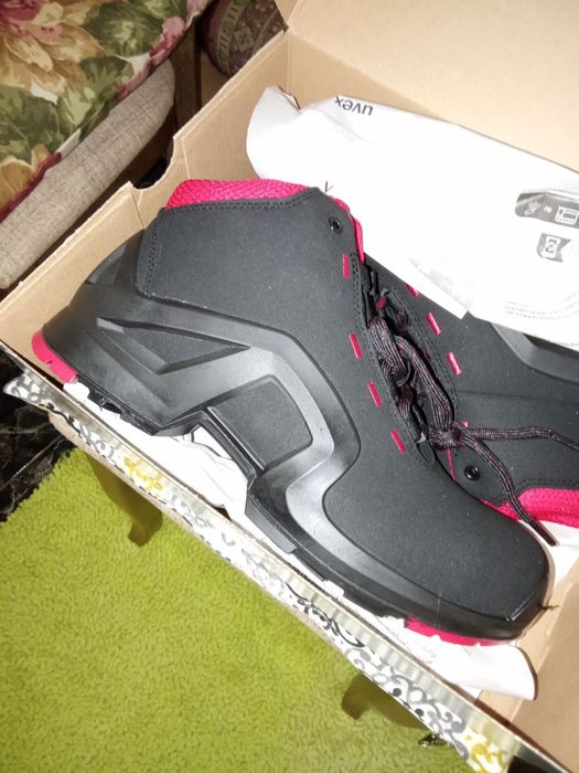 Работни обувки Uvex S3L, 42 номер