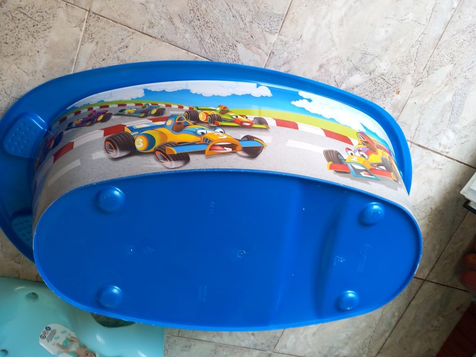 Бебешко корито за момченце със стойка за къпане