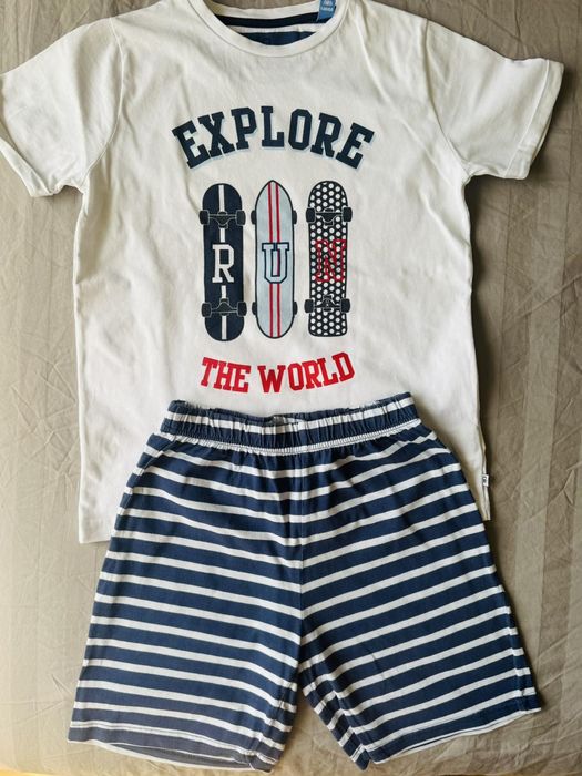 Лот от два комплекта пижамки на OKAIDI за момче, размер 10 г., 140 см