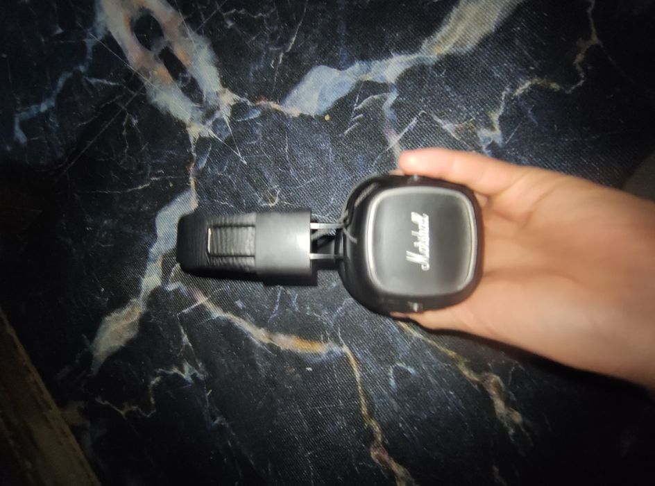 Наушник marshall