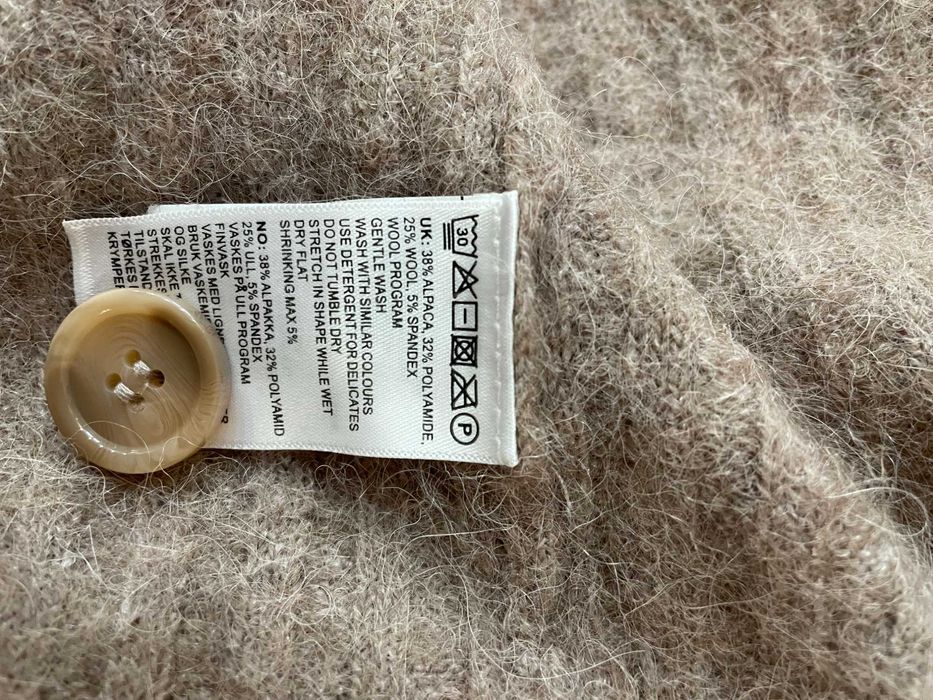 Дамски жилетки на BIK BOK, OBJECT и елеци на ONLY, RUE de FEMME