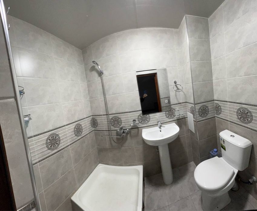 Arenda 1 xonali uy . FOOD CITY BOZOR To’g’risida