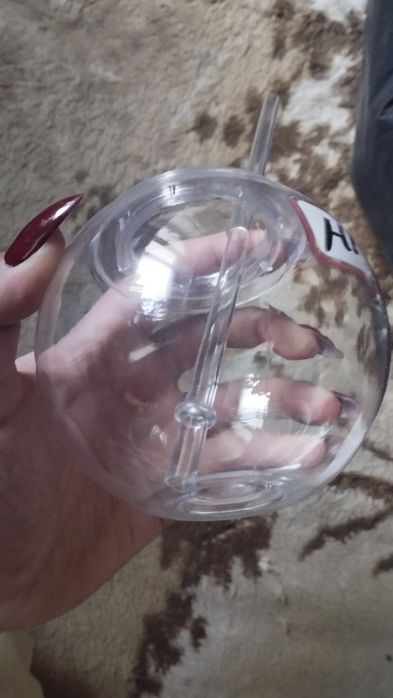 Стакан с трубочкой