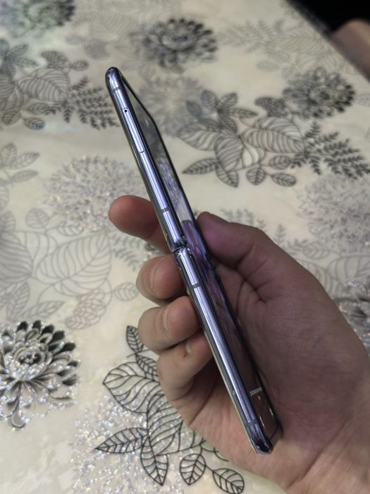 Samsung Z Filip 3 5GSotiladi