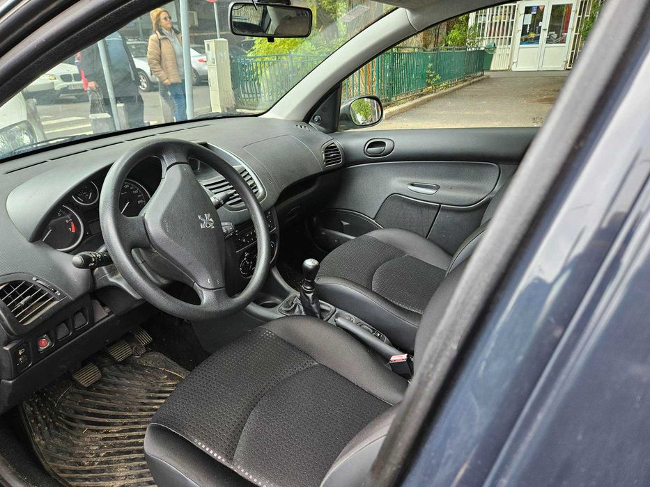 vand Peugeot 206+ (2010) Doar 33.792 km Reali, Motor 1.1 Benzină, Unic Proprietar de la prima achizitie