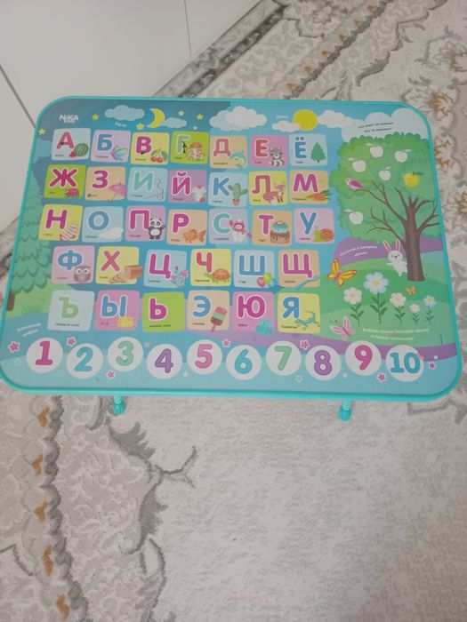 Продам детский столик