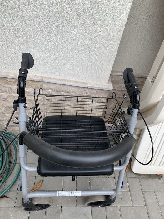 Cadru cu roti/cadru de umblat